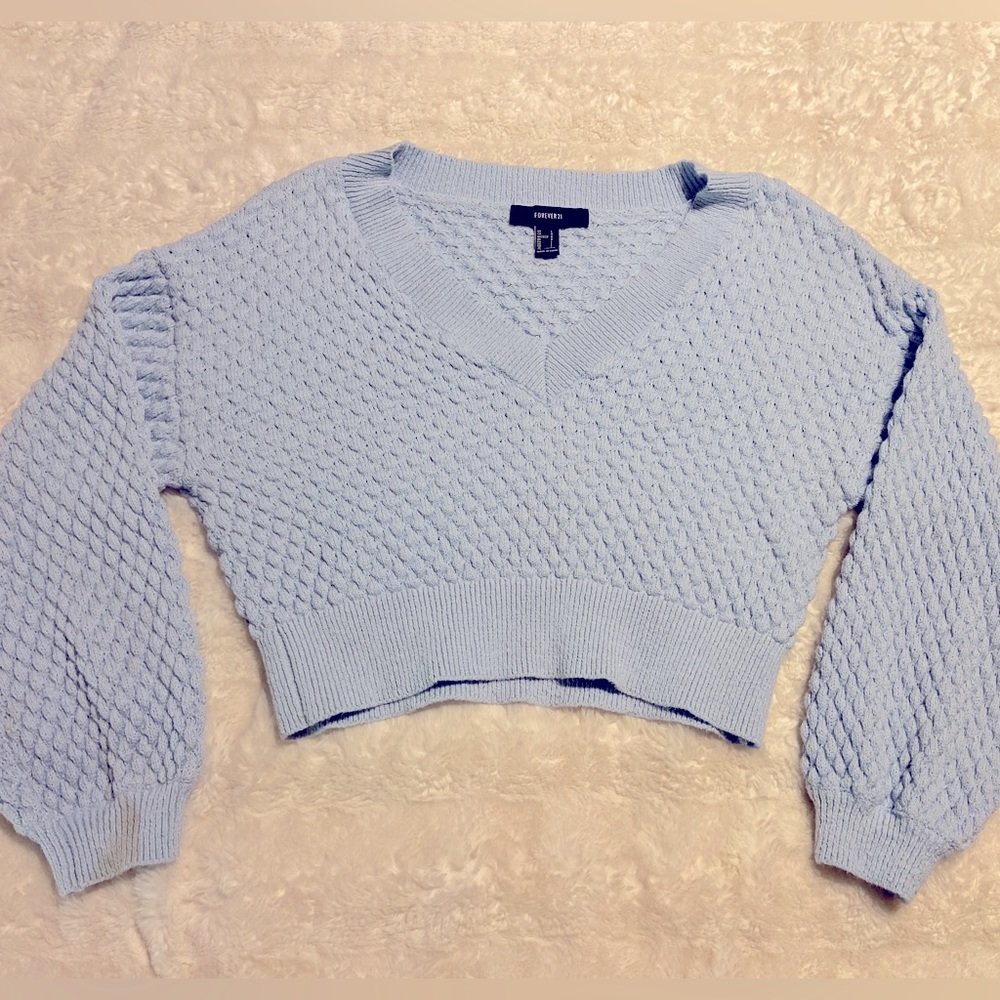Blue crop top Forever 21 sweater. Size Large